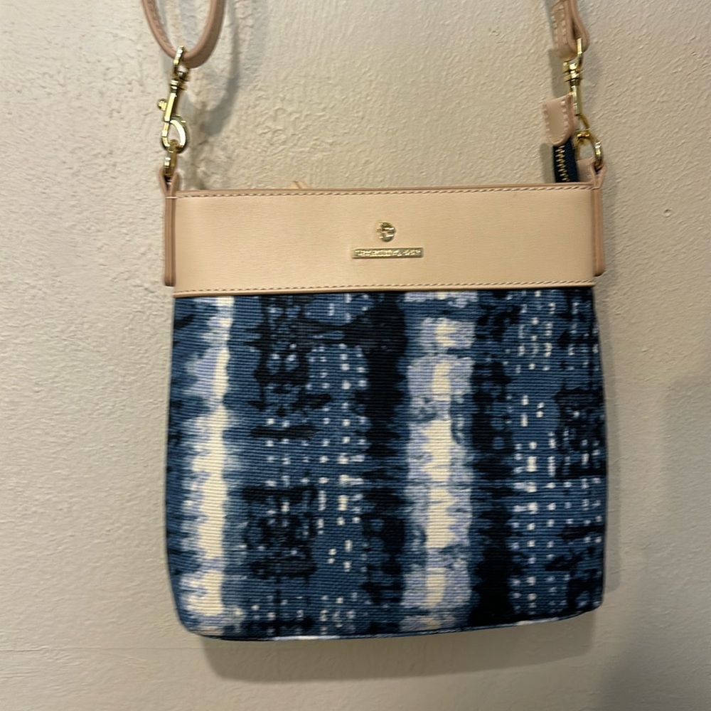 Spartina 449 Blue and Natural Linen Hipster Crossbody Bag Bundle with Wallet